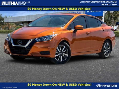 Used 2021 Nissan Versa SV FWD image 1