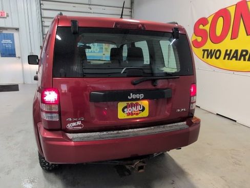 Used 2008 Jeep Liberty Sport image 27