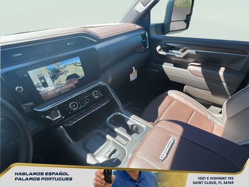 New 2026 GMC Sierra 2500 Denali w/ Denali Reserve Package AWD/4WD image 19