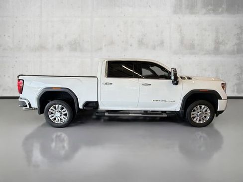 Used 2020 GMC Sierra 3500 Denali image 4