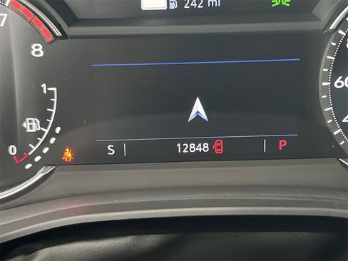 Used 2025 Cadillac XT5 Premium Luxury image 11