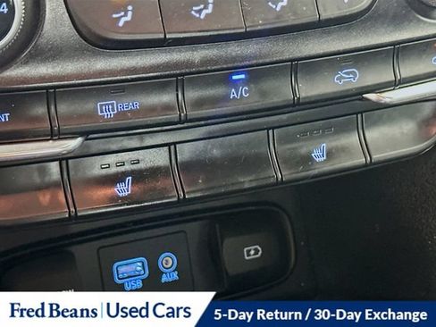 Used 2019 Hyundai Santa Fe SEL AWD/4WD image 26