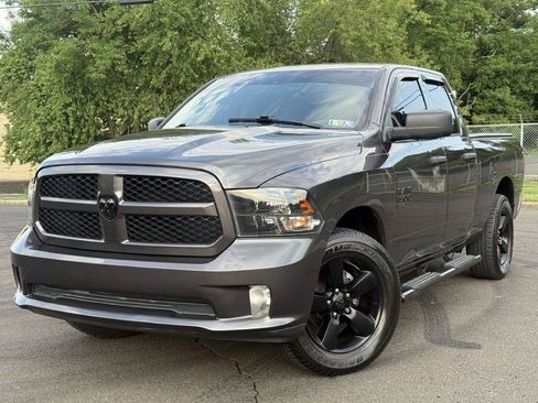 Used 2019 RAM 1500 Express w/ Express Value Package AWD/4WD image 1
