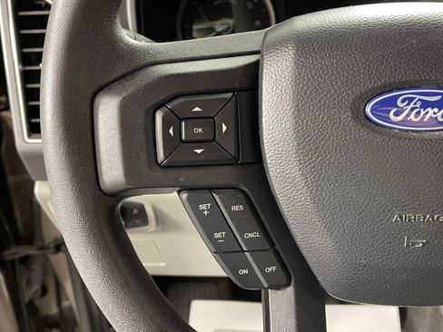 Used 2018 Ford F150 XLT AWD/4WD image 18