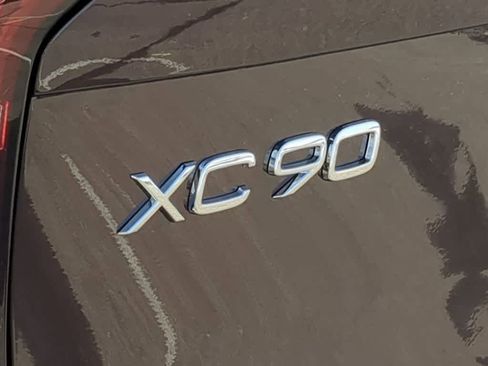 New 2026 Volvo XC90 B5 Core w/ Protection Package Premier AWD/4WD image 12
