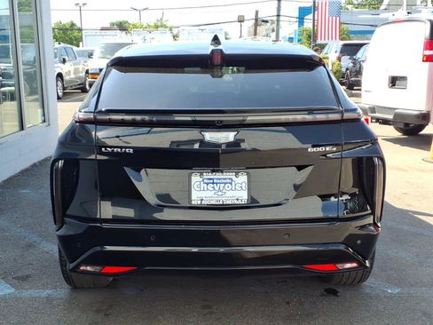 Used 2025 Cadillac Lyriq Sport AWD/4WD image 5