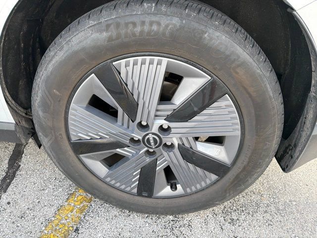 Used 2025 Nissan Murano SL w/ Cargo Package AWD/4WD image 4