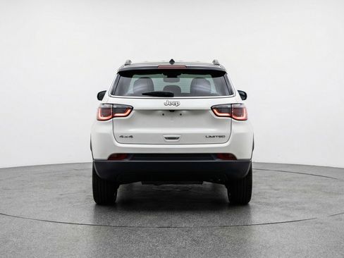 Used 2025 Jeep Compass Limited AWD/4WD image 7