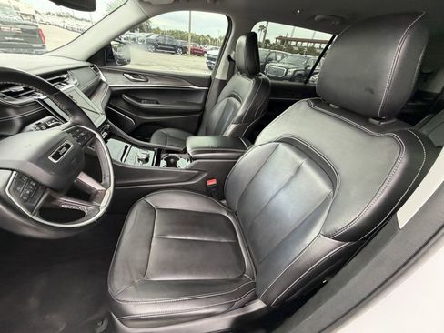 Used 2022 Jeep Grand Cherokee L Limited AWD/4WD image 20