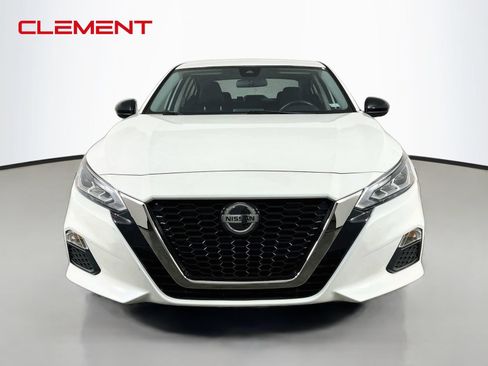 Used 2022 Nissan Altima 2.5 SR FWD image 3