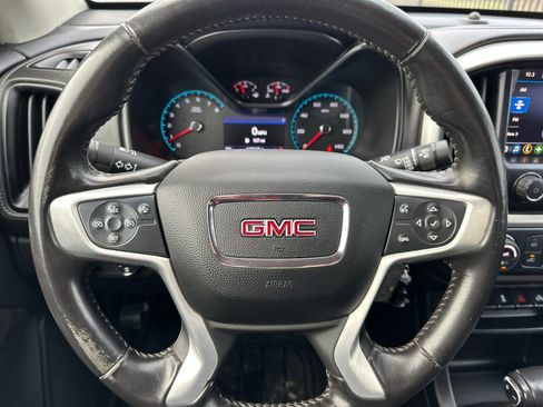 Used 2020 GMC Canyon SLE w/ Driver Alert Package image 21