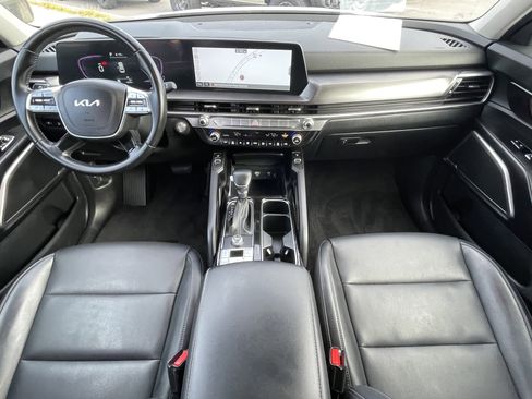 Used 2024 Kia Telluride S image 19