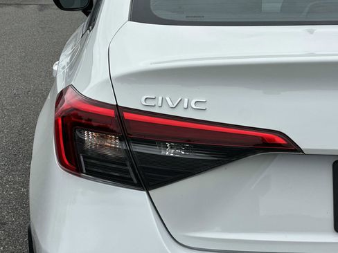 Certified 2024 Honda Civic Sport image 27