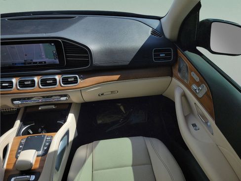 Certified 2022 Mercedes-Benz GLS 450 4MATIC image 22