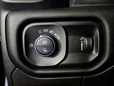 Used 2021 RAM 1500 Lone Star RWD image 24