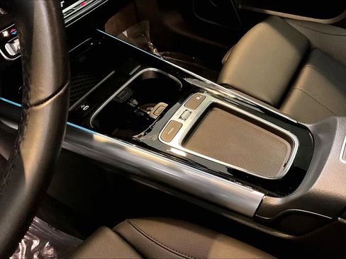 Used 2025 Mercedes-Benz GLA 250 image 16