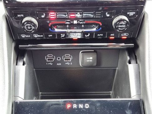 New 2025 Jeep Grand Cherokee Limited w/ Black Appearance Package image 15