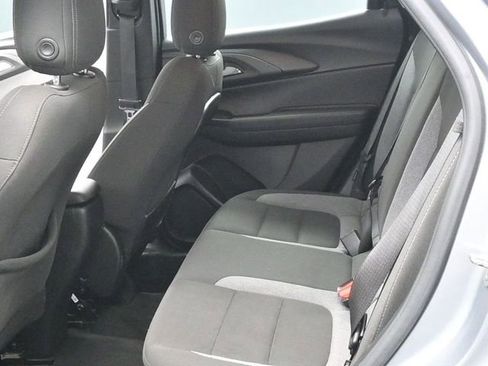 Used 2023 Chevrolet TrailBlazer LS image 15