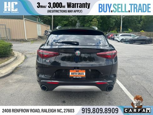 Used 2020 Alfa Romeo Stelvio Ti w/ Active Blind Spot Package AWD/4WD image 4