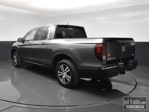 Used 2017 Honda Ridgeline RTS image 5