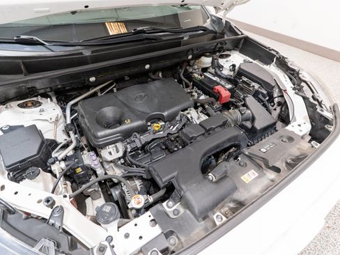 Used 2019 Toyota RAV4 XLE Premium FWD image 31