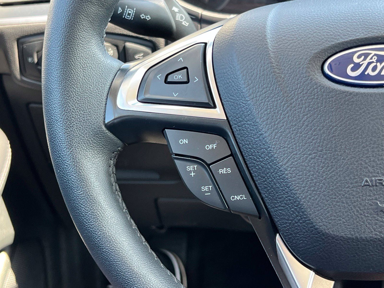 Used 2024 Ford Edge SEL w/ Convenience Package AWD/4WD image 28