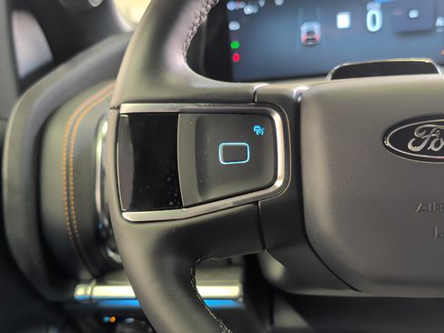 Used 2026 Ford Expedition Tremor AWD/4WD image 15
