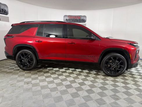 Used 2024 Chevrolet Traverse RS AWD/4WD image 4