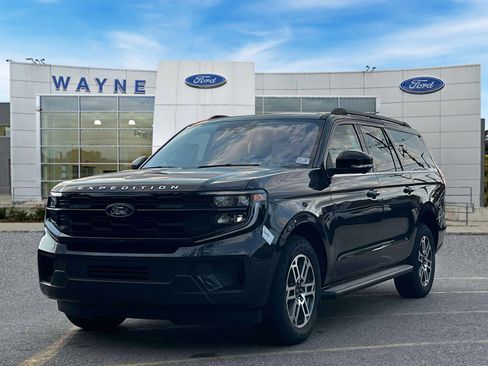New 2025 Ford Expedition Max Active image 2
