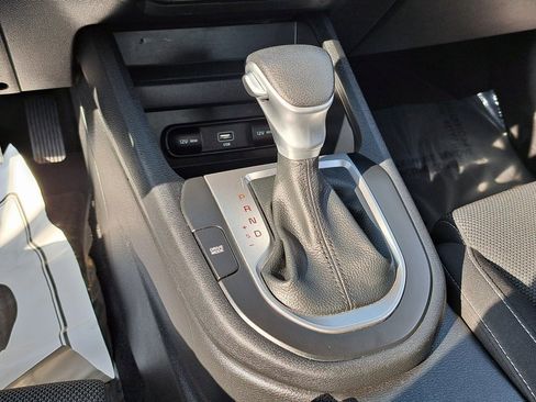 Used 2023 Kia Forte LXS image 19