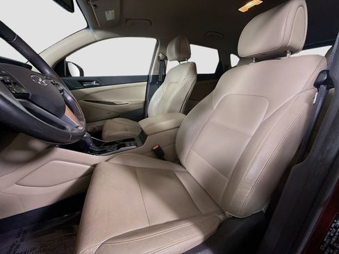 Used 2017 Hyundai Tucson SE Plus image 22