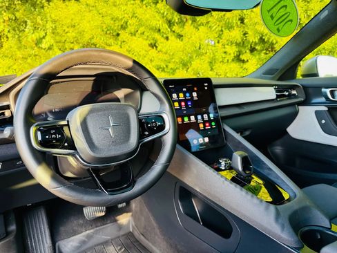 Used 2021 Polestar Polestar 2 image 2