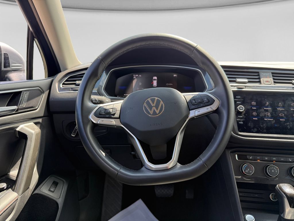 Used 2024 Volkswagen Tiguan Wolfsburg Edition AWD/4WD image 15