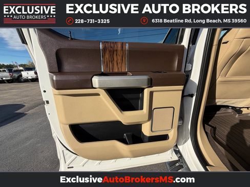 Used 2019 Ford F150 Lariat image 36