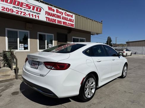 Used 2015 Chrysler 200 Limited w/ Convenience Group FWD image 3