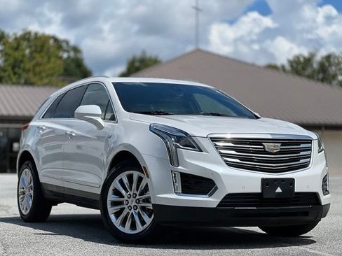 Used 2019 Cadillac XT5 Premium Luxury AWD/4WD image 3