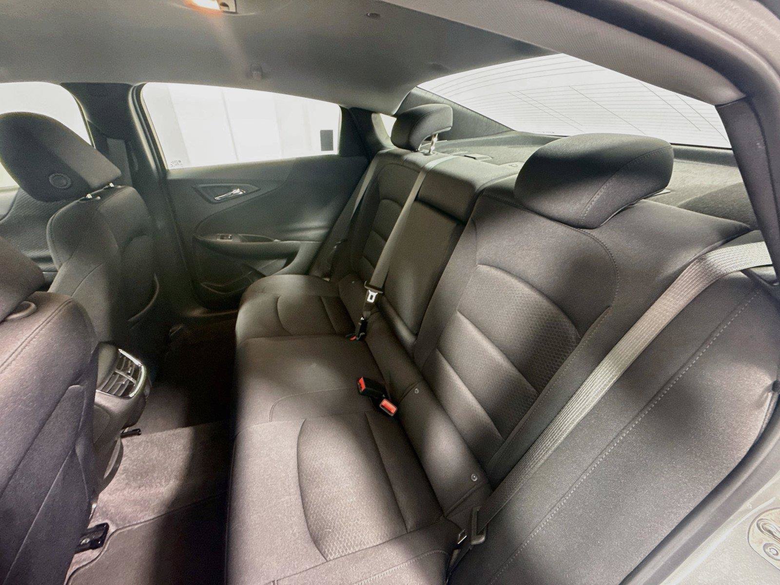 Used 2025 Chevrolet Malibu LT FWD image 23