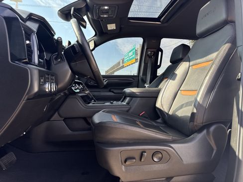 Used 2024 GMC Sierra 2500 AT4 w/ AT4 Preferred Package image 36