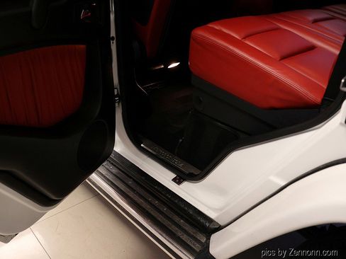 Used 2017 Mercedes-Benz G 550 G 550 image 30