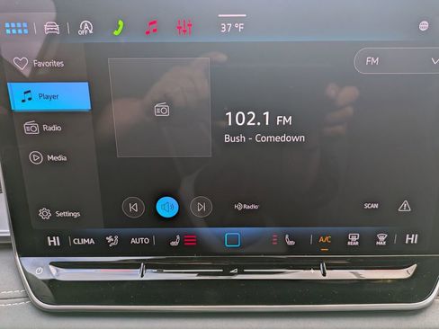 New 2026 Volkswagen Tiguan SE R-Line AWD/4WD image 22