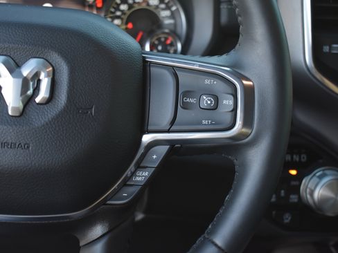 Used 2024 RAM 1500 Laramie image 15