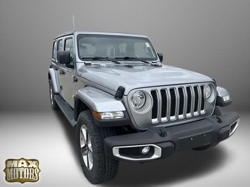 Used 2019 Jeep Wrangler Unlimited Sahara w/ Safety Group AWD/4WD image 13