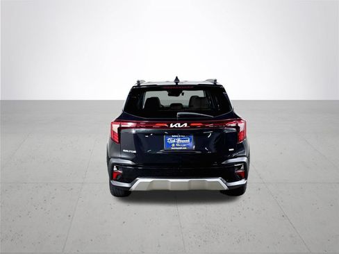 Used 2024 Kia Seltos SX AWD/4WD image 7