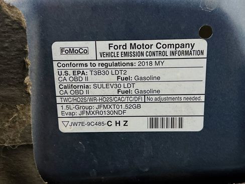 Used 2018 Ford Escape SE image 22