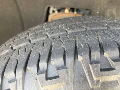 Used 2017 Chevrolet Tahoe LT AWD/4WD image 30