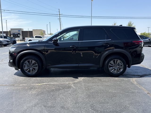 Certified 2025 Nissan Pathfinder S AWD/4WD image 11