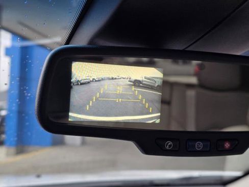 Used 2012 Cadillac SRX Luxury image 23