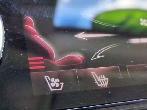 Used 2021 Genesis GV80 2.5T w/ Prestige Package 05 image 24