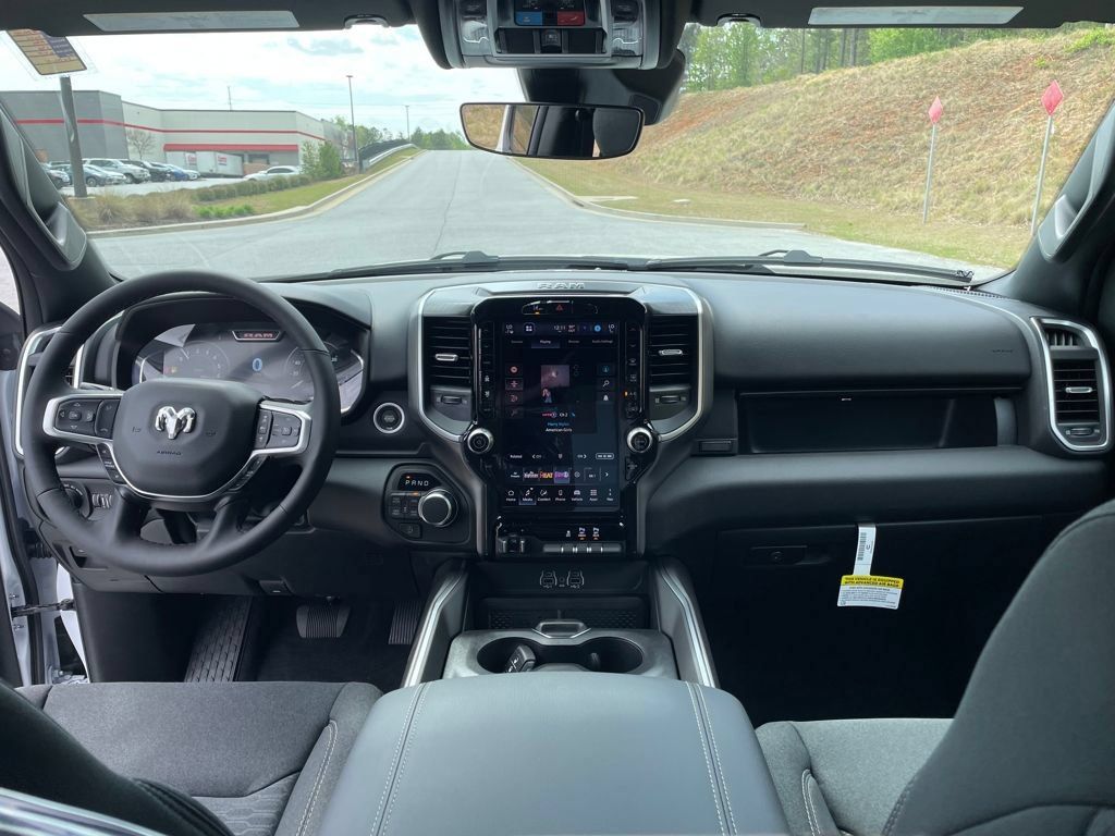 New 2026 RAM 1500 Big Horn AWD/4WD image 22