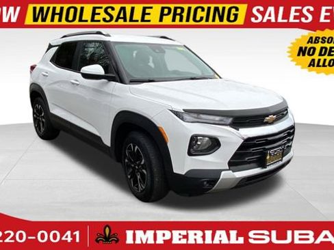 Used 2023 Chevrolet TrailBlazer LT w/ Convenience Package FWD image 1